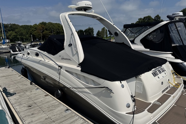 32ft Sea Ray Yacht For Sale