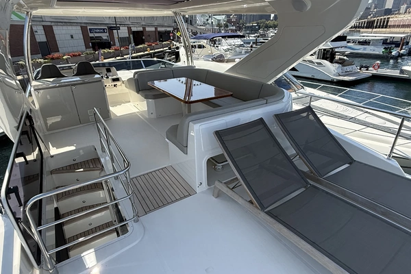 Absolute 62 Fly Yacht For Sale