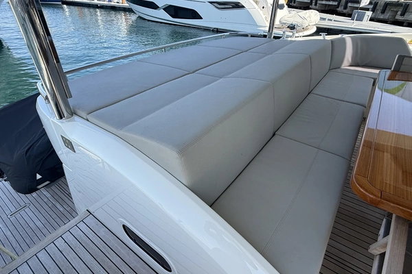Absolute 62 Fly Yacht For Sale