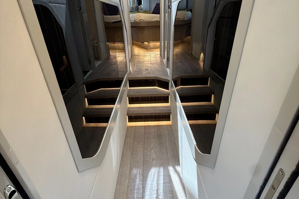 Absolute 62 Fly Yacht For Sale