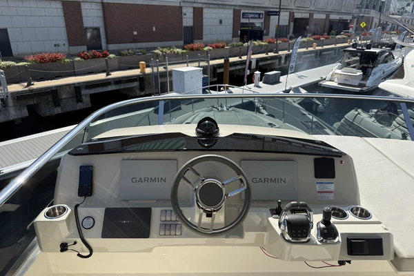 Absolute 62 Fly Yacht For Sale