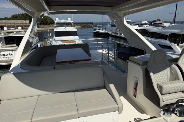 Absolute 62 Fly Yacht For Sale