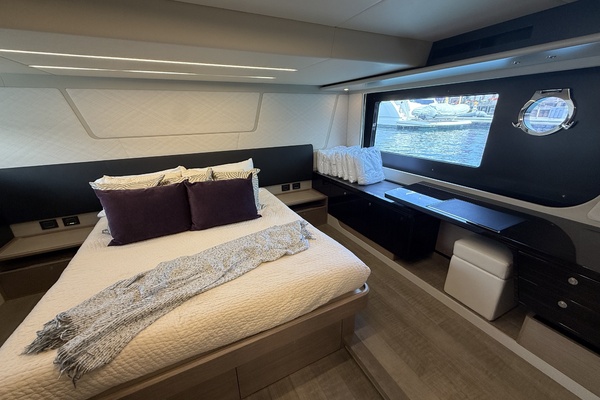 Piggy Bank 62ft Absolute Yacht For Sale