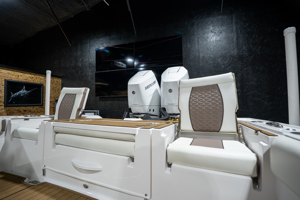 31ft Tidewater Yacht For Sale
