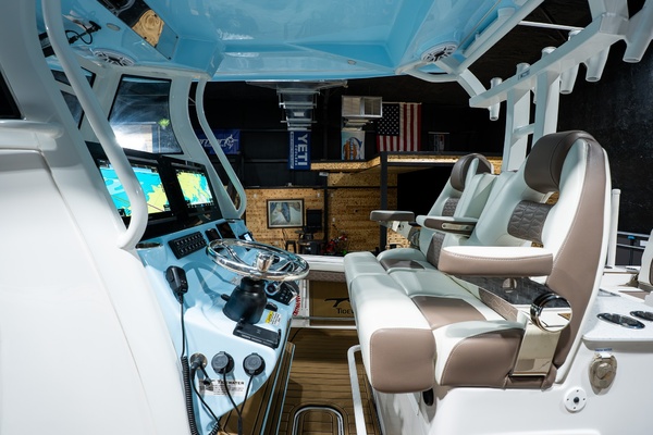 31ft Tidewater Yacht For Sale