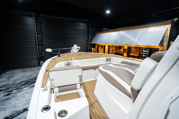 31ft Tidewater Yacht For Sale
