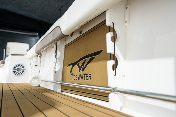 31ft Tidewater Yacht For Sale