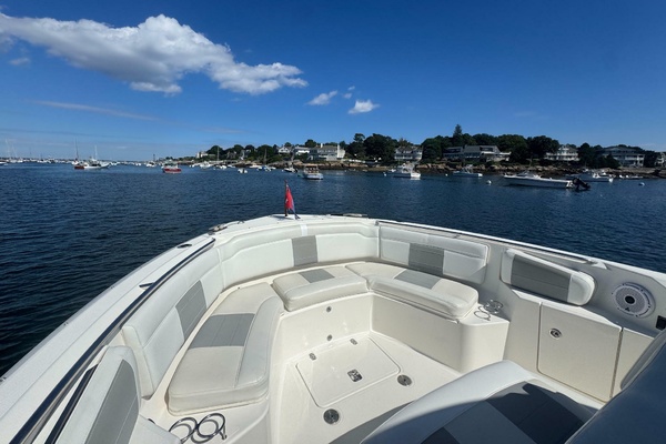 Fin  amp  Tonic 32ft Pursuit Yacht For Sale