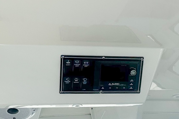 Fin  amp  Tonic 32ft Pursuit Yacht For Sale
