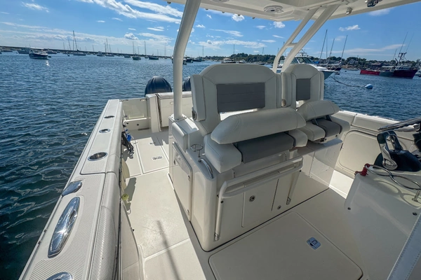 Pursuit S 328 Sport Yacht For Sale