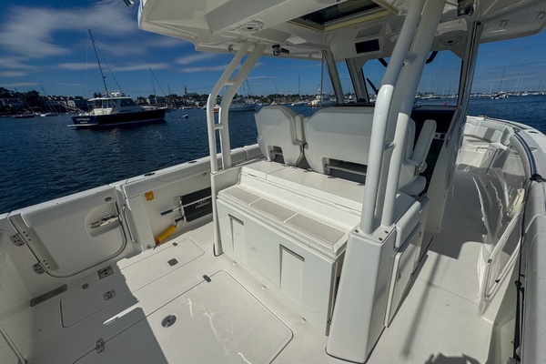 Fin  amp  Tonic 32ft Pursuit Yacht For Sale