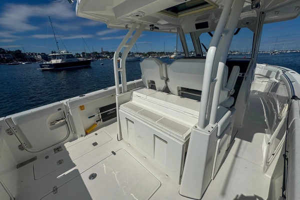 Pursuit S 328 Sport Yacht For Sale