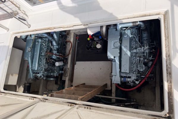 Sun Glo 42ft Cruise A Home Yacht For Sale