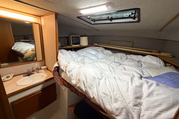 Sun Glo 42ft Cruise A Home Yacht For Sale