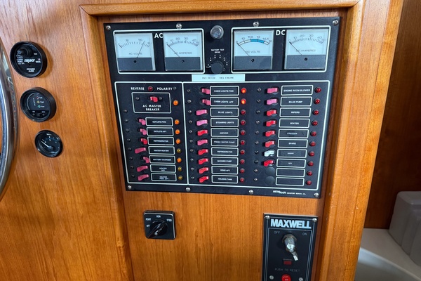 Sun Glo 42ft Cruise A Home Yacht For Sale