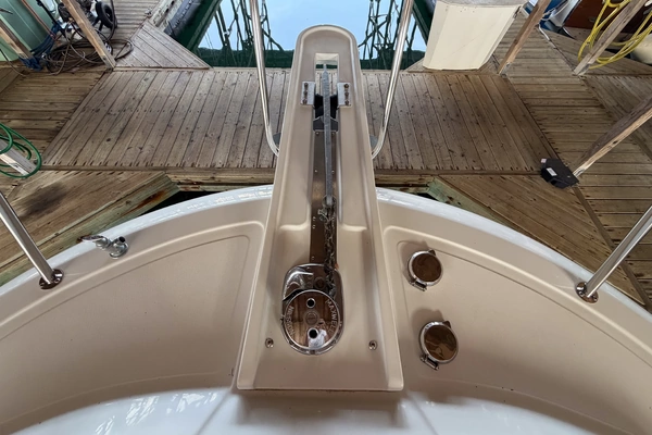 Cruise-A-Home Corsair 4200 Yacht For Sale