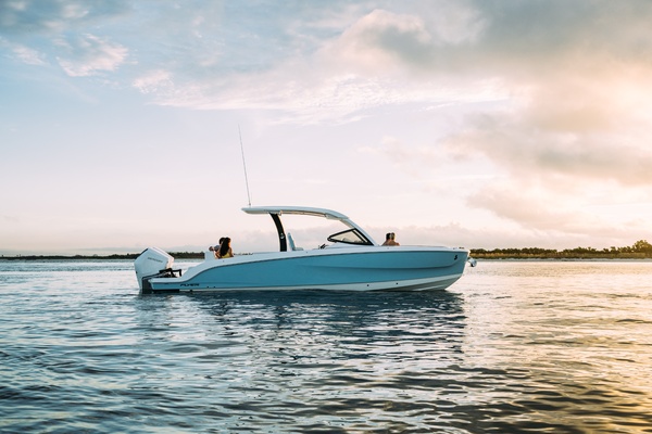 New Model 30ft Beneteau Yacht For Sale