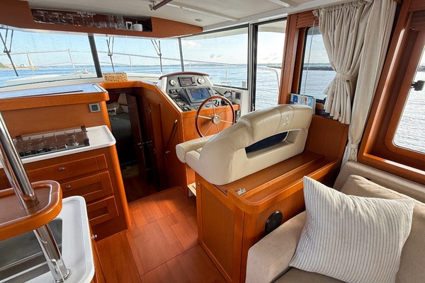Nostos 44ft Beneteau Yacht For Sale