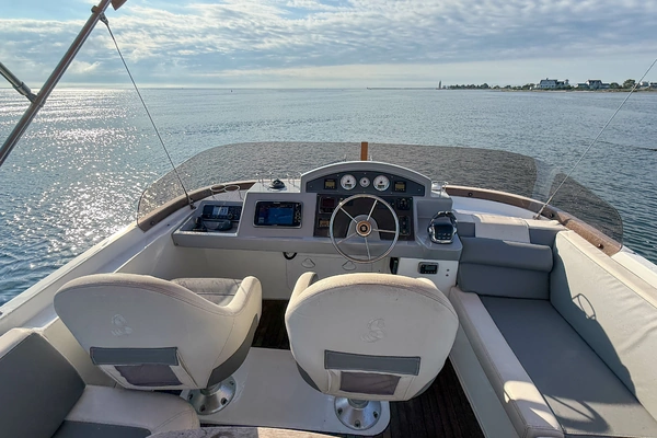 Beneteau Swift Trawler 44 Yacht For Sale