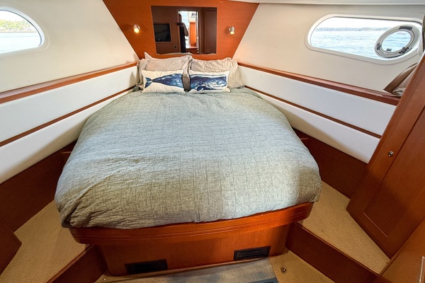 Nostos 44ft Beneteau Yacht For Sale