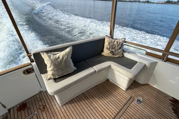Beneteau Swift Trawler 44 Yacht For Sale