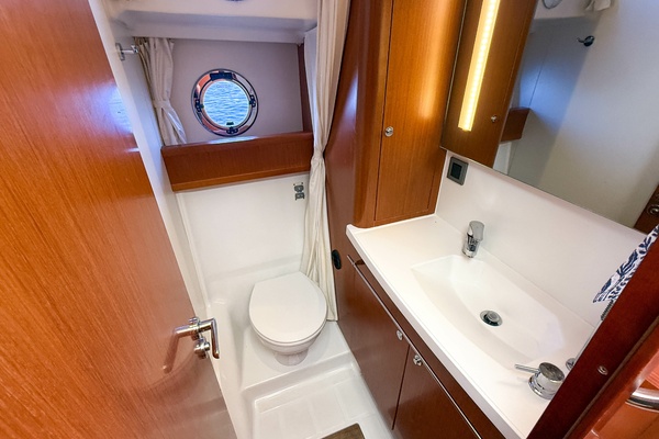 Nostos 44ft Beneteau Yacht For Sale