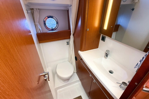 Beneteau Swift Trawler 44 Yacht For Sale