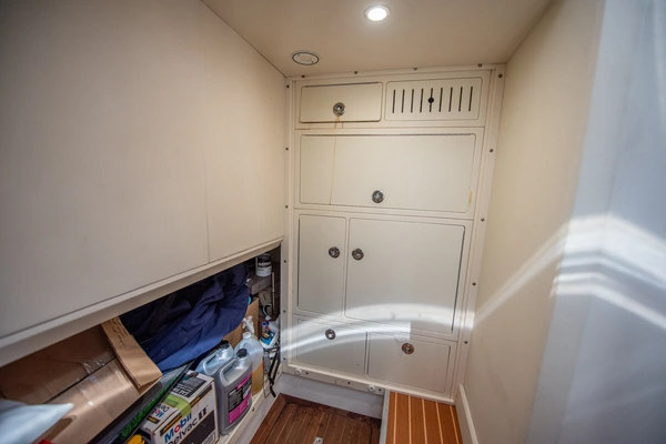 Princess V65 Yacht For Sale