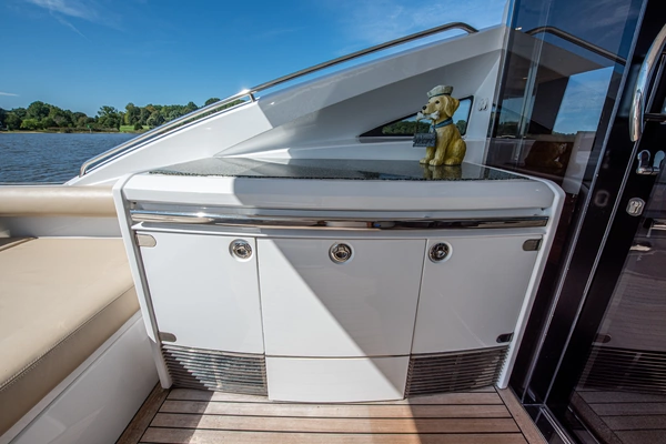 Princess V65 Yacht For Sale