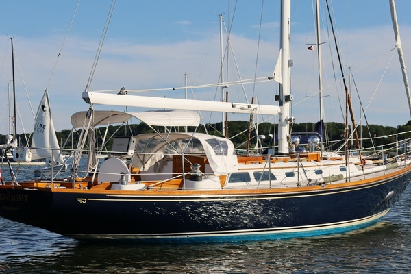 MOONLIGHT 40ft Hinckley Yacht For Sale