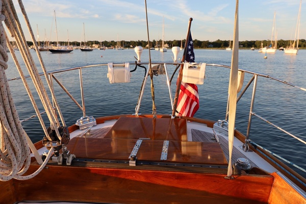MOONLIGHT 40ft Hinckley Yacht For Sale