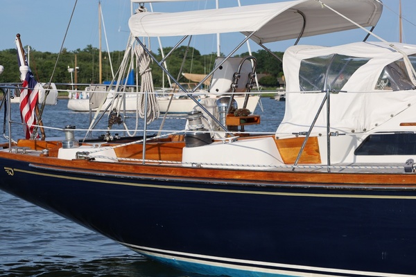 MOONLIGHT 40ft Hinckley Yacht For Sale