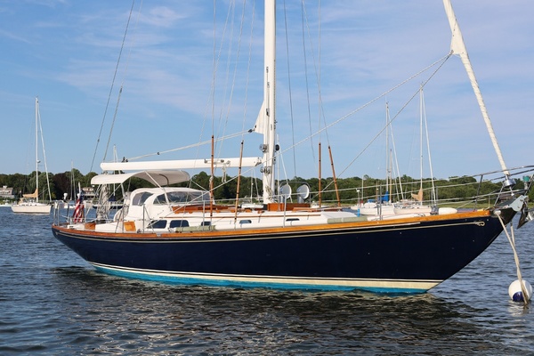 MOONLIGHT 40ft Hinckley Yacht For Sale
