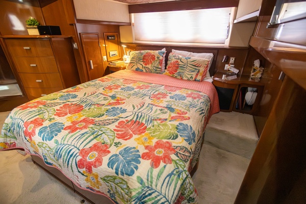Stress Relief VII 56ft Carver Yacht For Sale