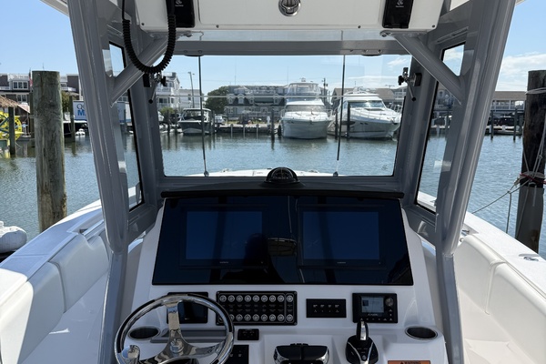 28ft Sea Fox Yacht For Sale