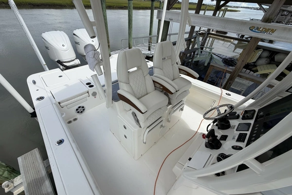 Regulator 30XO Yacht For Sale
