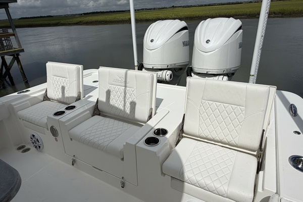 30ft Regulator Yacht For Sale