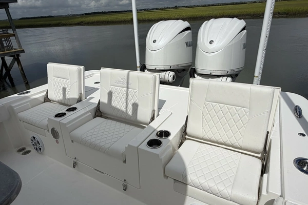 Regulator 30XO Yacht For Sale