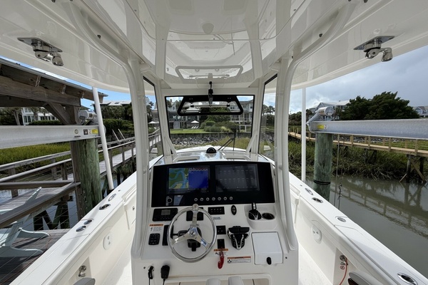 30ft Regulator Yacht For Sale