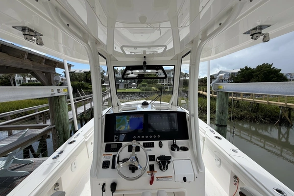 Regulator 30XO Yacht For Sale
