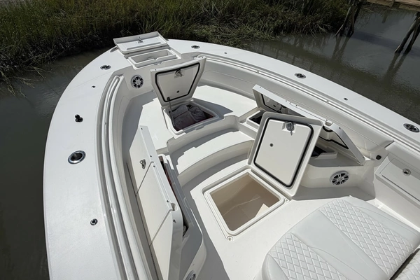 Regulator 30XO Yacht For Sale