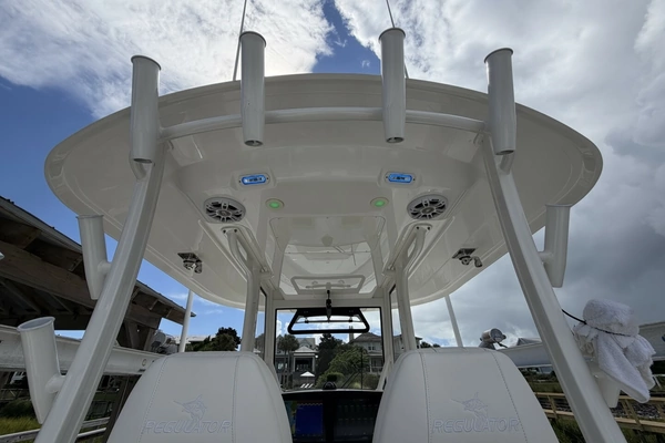 Regulator 30XO Yacht For Sale