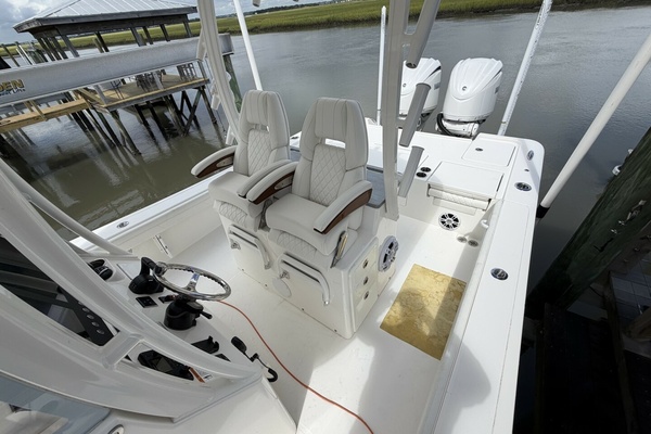 30ft Regulator Yacht For Sale