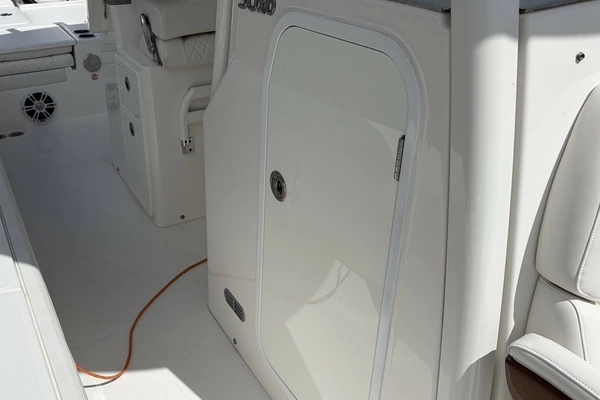 Regulator 30XO Yacht For Sale