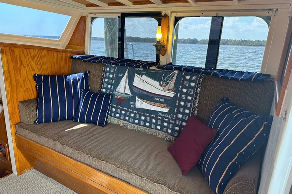 Miss Caroline 34ft Custom Yacht For Sale