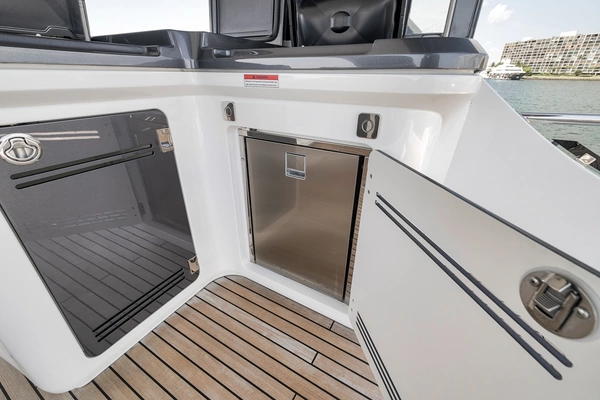 Galeon  Yacht For Sale