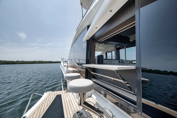 Galeon  Yacht For Sale