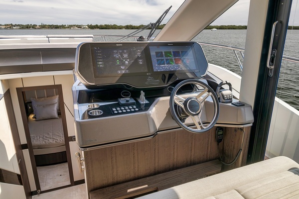 56ft Galeon Yacht For Sale