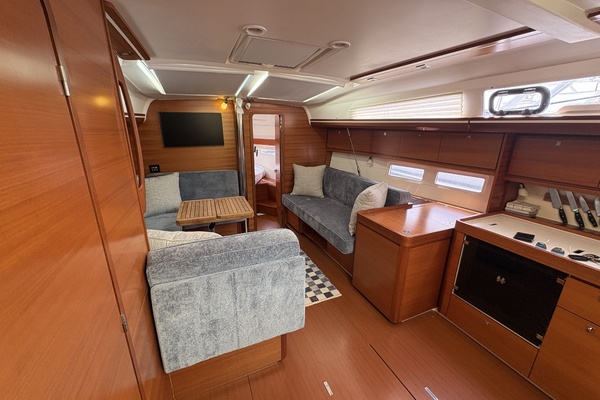 Audacious 40ft Dufour Yacht For Sale