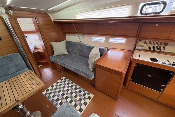 Audacious 40ft Dufour Yacht For Sale